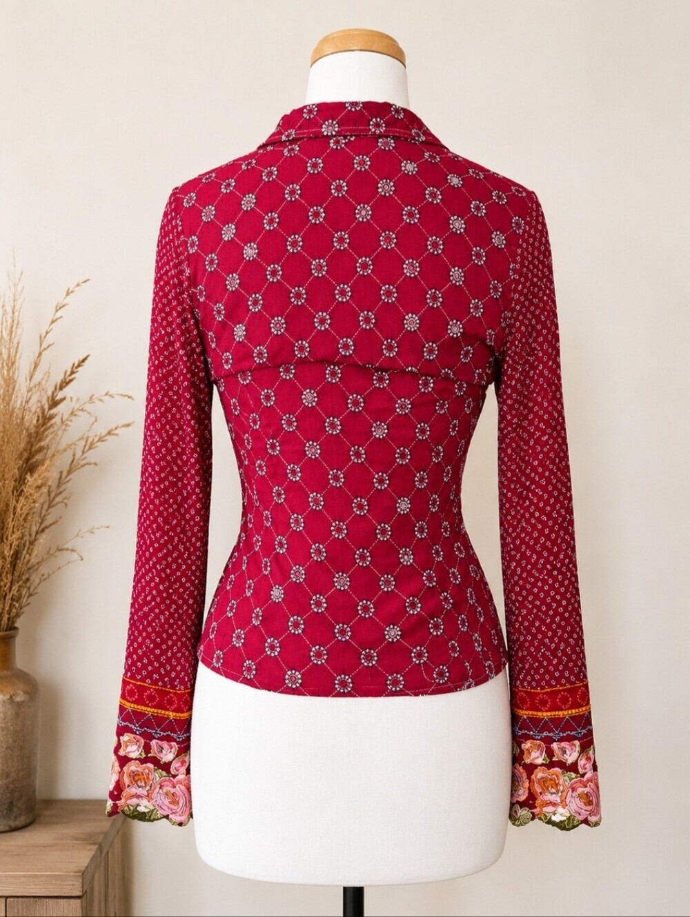 Johnny Was Vintage Embroidered Red Rayon Peasant Blouse Boho Floral Top Tunic XS - Picture 4 of 14